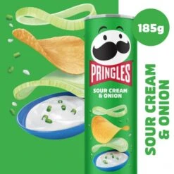 Pringles Sour Cream & Onion Chips -Suesswaren Haus 4502022361 5053990167845 05